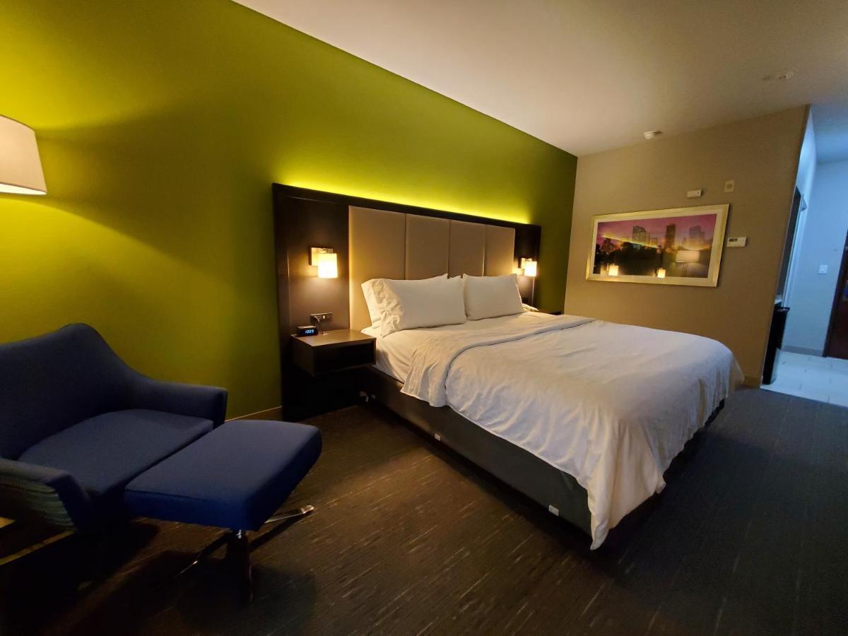 Holiday Inn Express Pearland By Ihg Extérieur photo