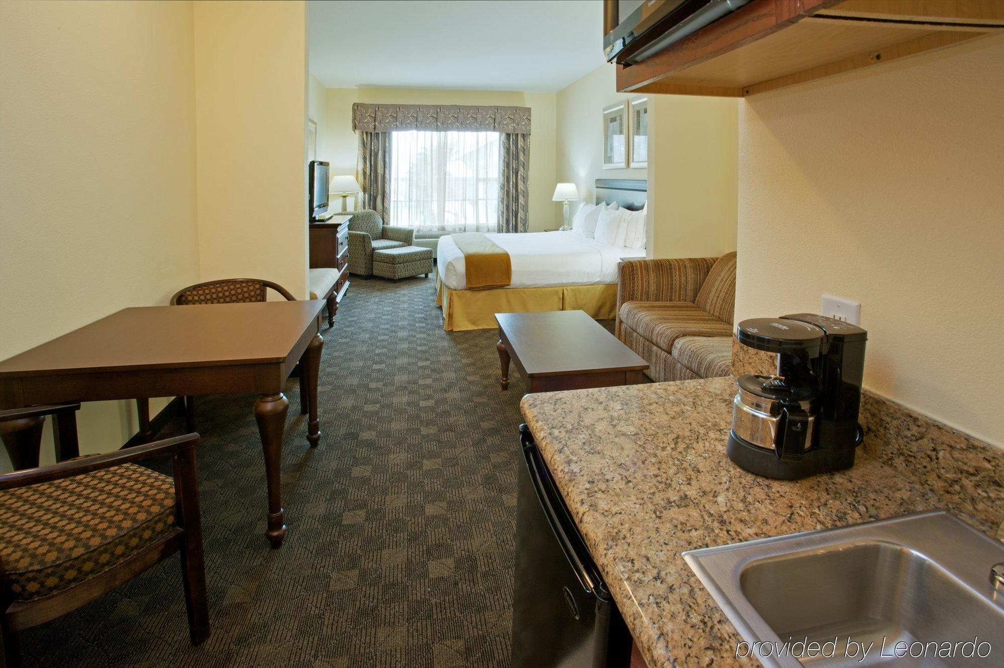 Holiday Inn Express Pearland By Ihg Chambre photo