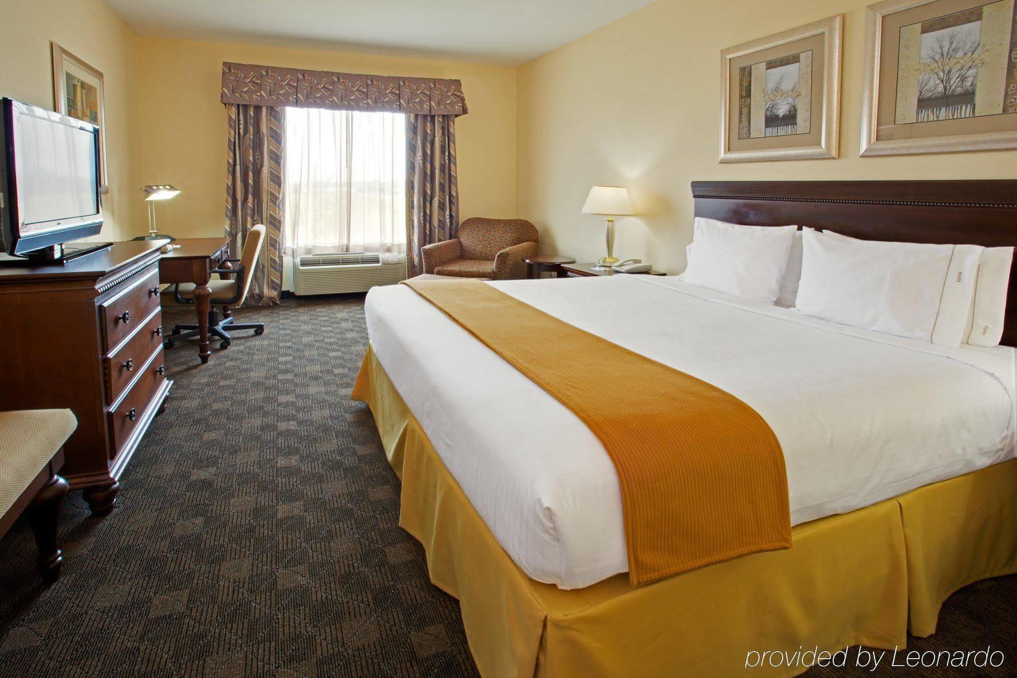 Holiday Inn Express Pearland By Ihg Chambre photo